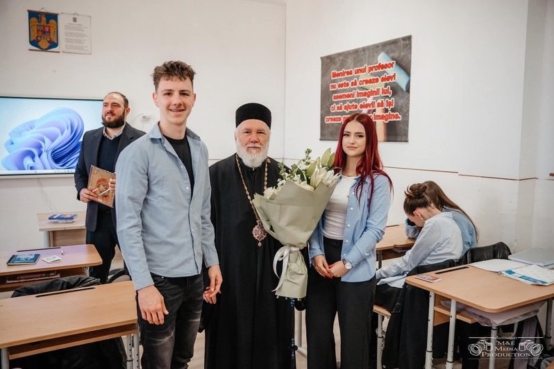 Fotografie 5 de la Întâlnire cu tinerii la Tulcea